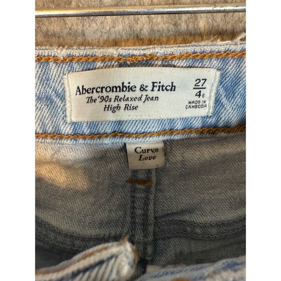 Abercrombie & Fitch 90s Relaxed High Rise Curve Love Jean Distressed - Size 27 - Picture 4 of 8